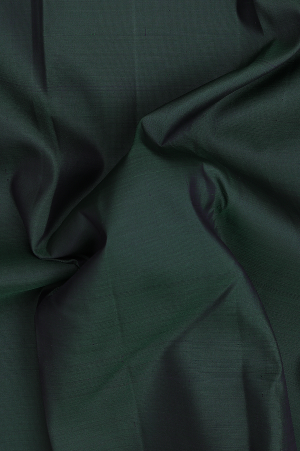 Kanchipuram Silk Saree In Dark Green With Zari Border