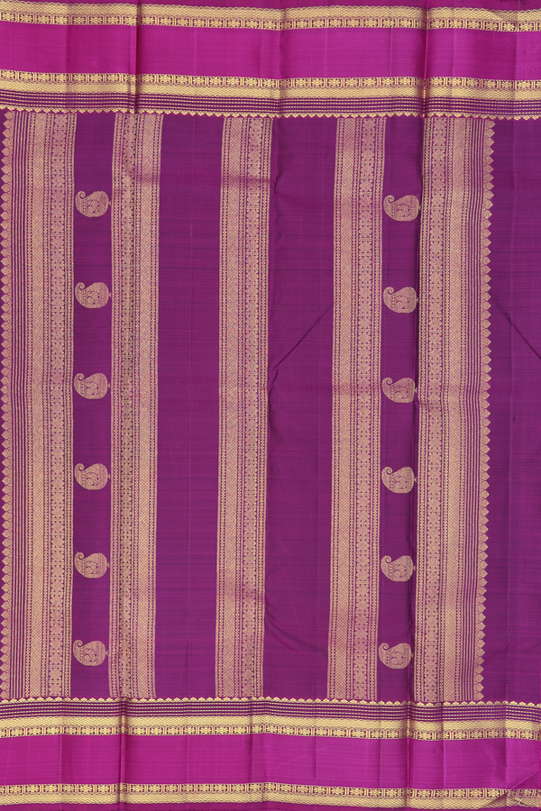 Kanchipuram Silk Saree In Forest Green With Checks Design