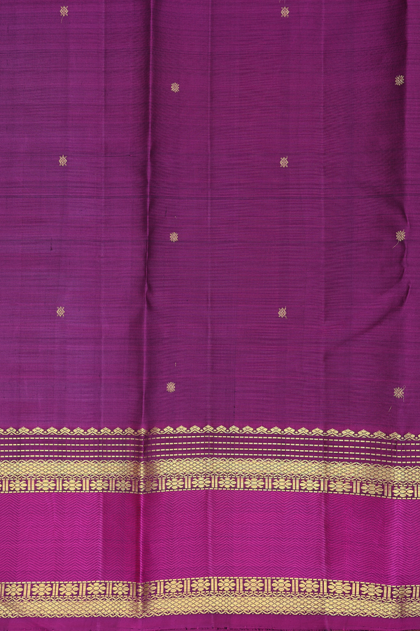 Kanchipuram Silk Saree In Forest Green With Checks Design