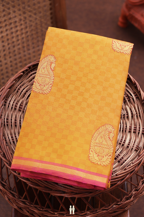 Kanchipuram Silk Saree In Yellow Paai Madippu Kattai Design