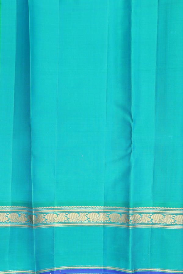 Kanchipuram Silk Saree In Off White With Contrast Border
