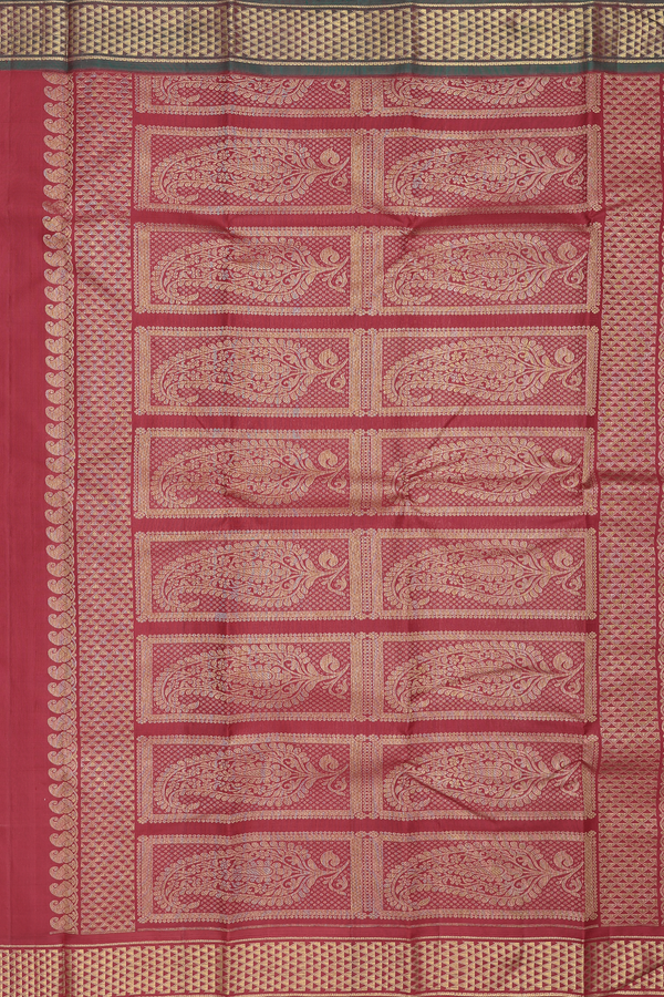 Kanchipuram Silk Saree In White With Stripes Design