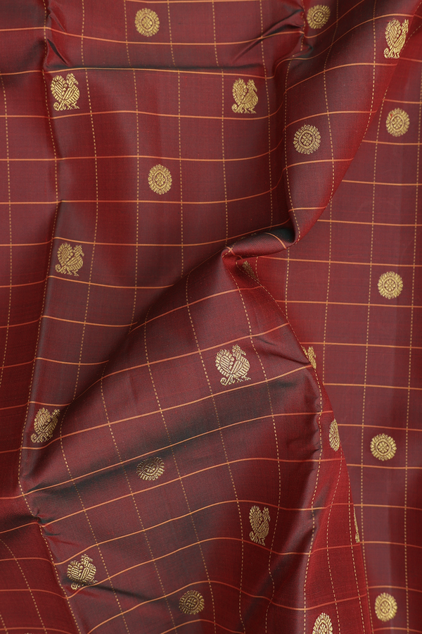 Kanchipuram Silk Saree In Manthulir With Checks Design