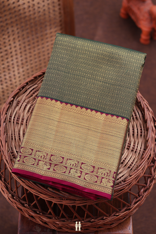 Kanchipuram Silk Saree In Green With Brocade Design
