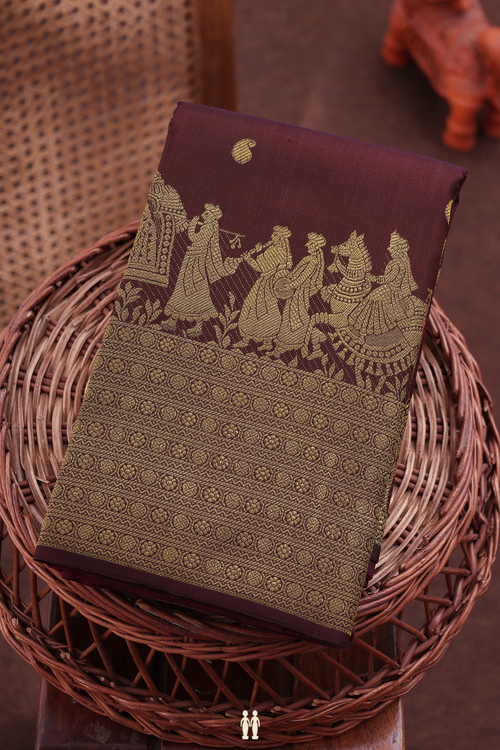 Kanchipuram Silk Saree In Maroon With Paisley Buttas