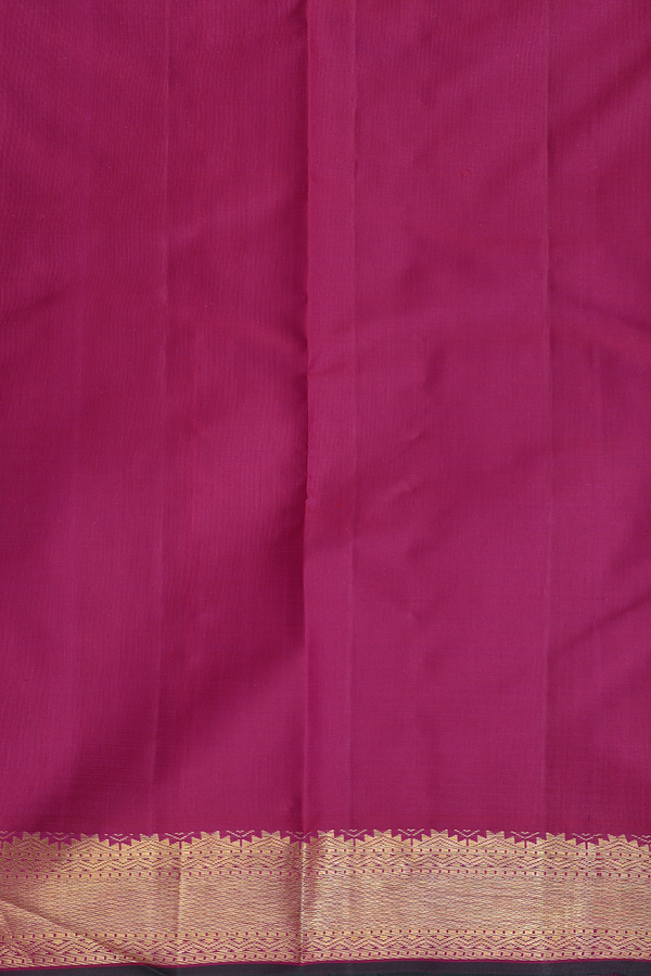 Kanchipuram Silk Saree In Dark Pink With Checks Design