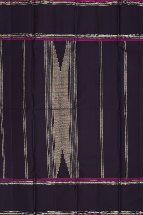 Kanchipuram Silk Saree In Cream Color With Checks Design