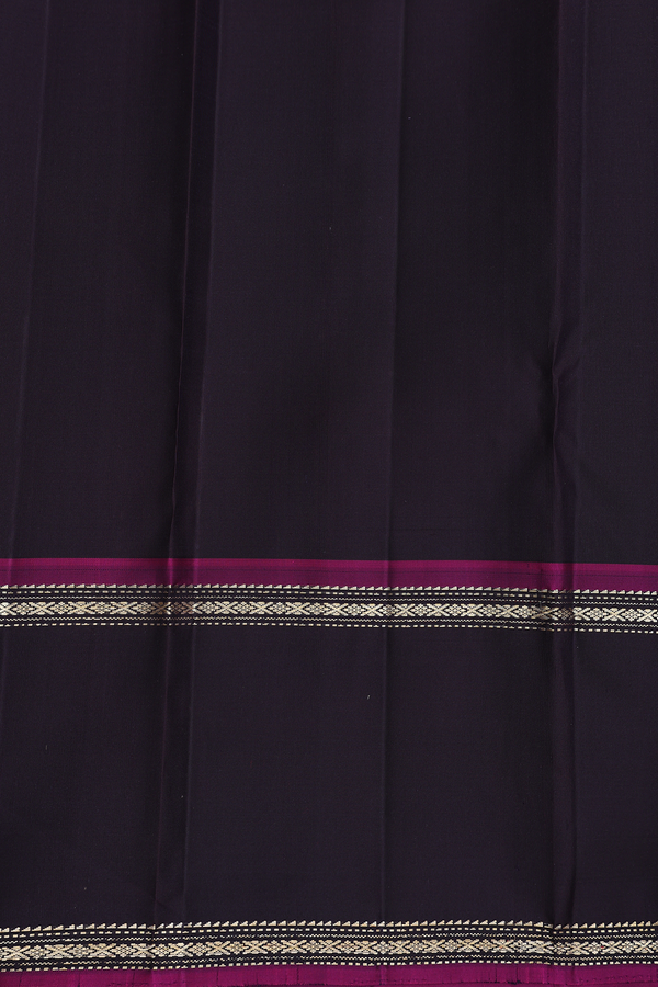 Kanchipuram Silk Saree In Cream Color With Checks Design