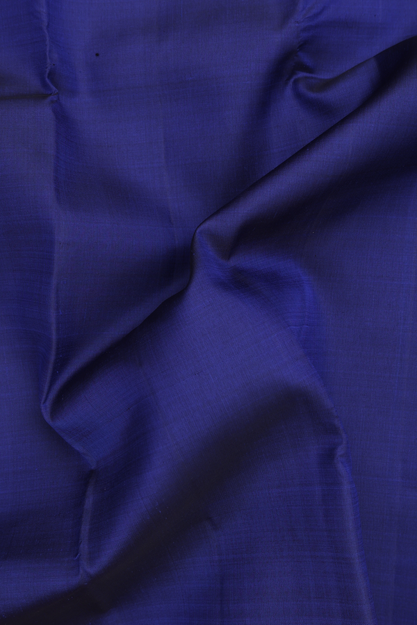Kanchipuram Silk Saree In Royal Blue With Contrast Border