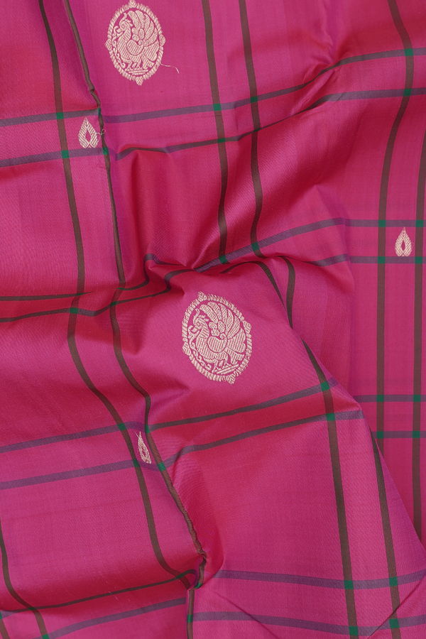 Kanchipuram Silk Saree In Pink Along Checks With Buttas