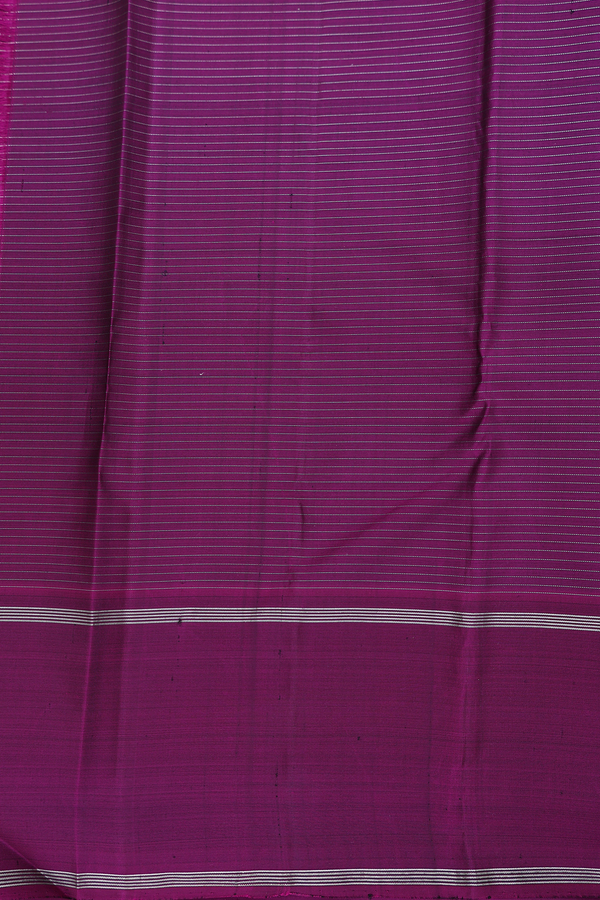 Kanchipuram Silk Saree In Fern Green With Checks Design