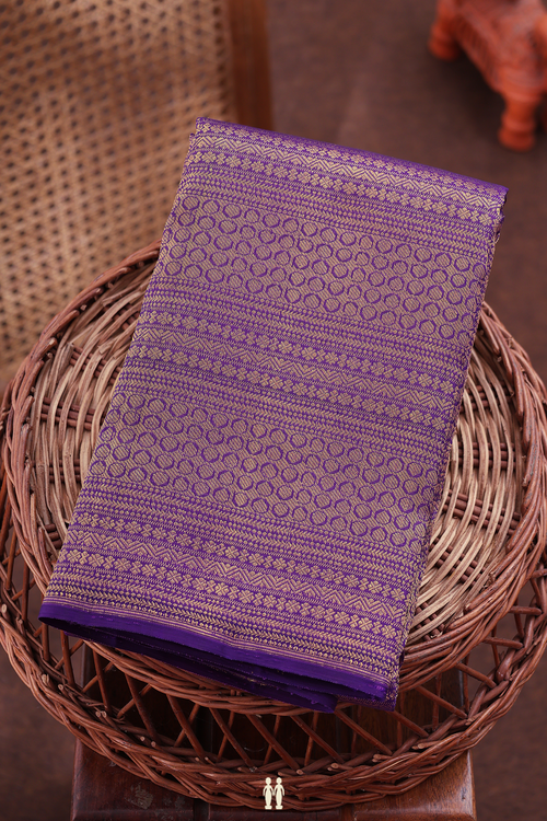 Kanchipuram Silk Saree In Purple With Brocade Design