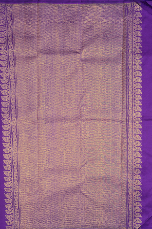 Kanchipuram Silk Saree In Purple With Brocade Design