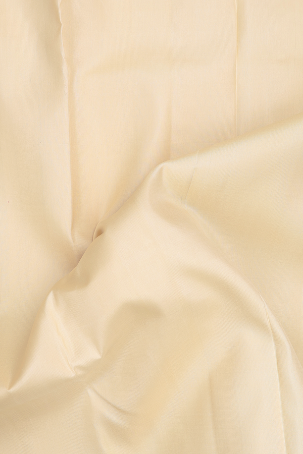 Kanchipuram Silk Saree In Cream Color With Temple Border