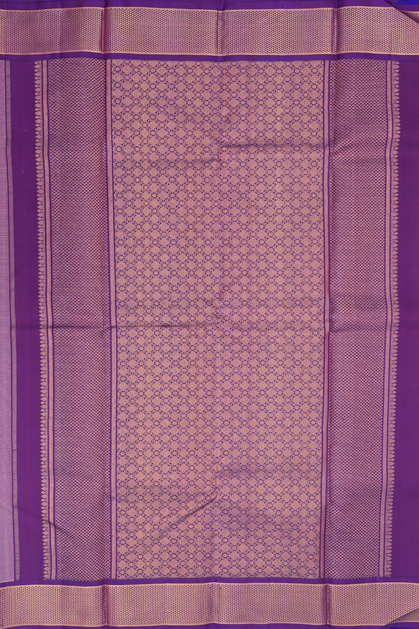 Kanchipuram Silk Saree In Off White With Paisley Buttas