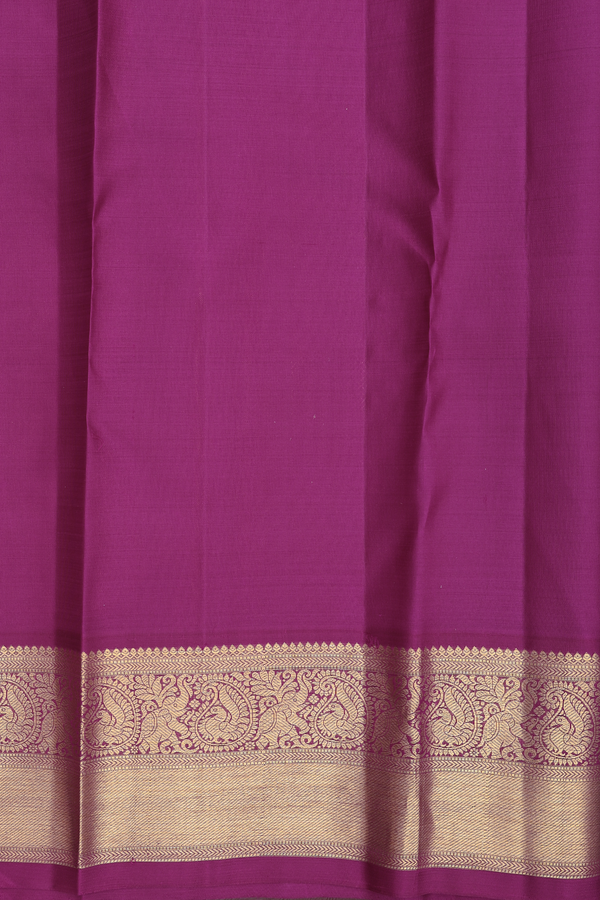 Kanchipuram Silk Saree In Green With Peacock Buttas