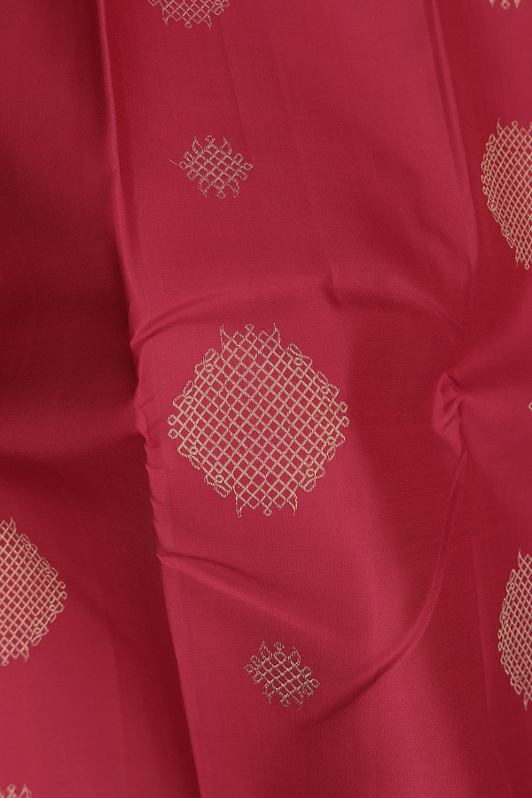 Kanchipuram Silk Saree In Crimson Red With Zari Motifs