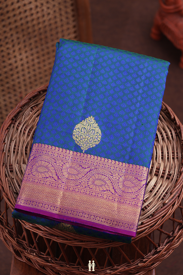 Kanchipuram Silk Saree In Blue With Jacquard Pattern
