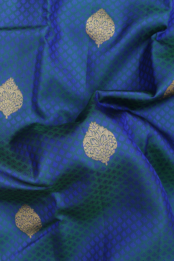 Kanchipuram Silk Saree In Blue With Jacquard Pattern