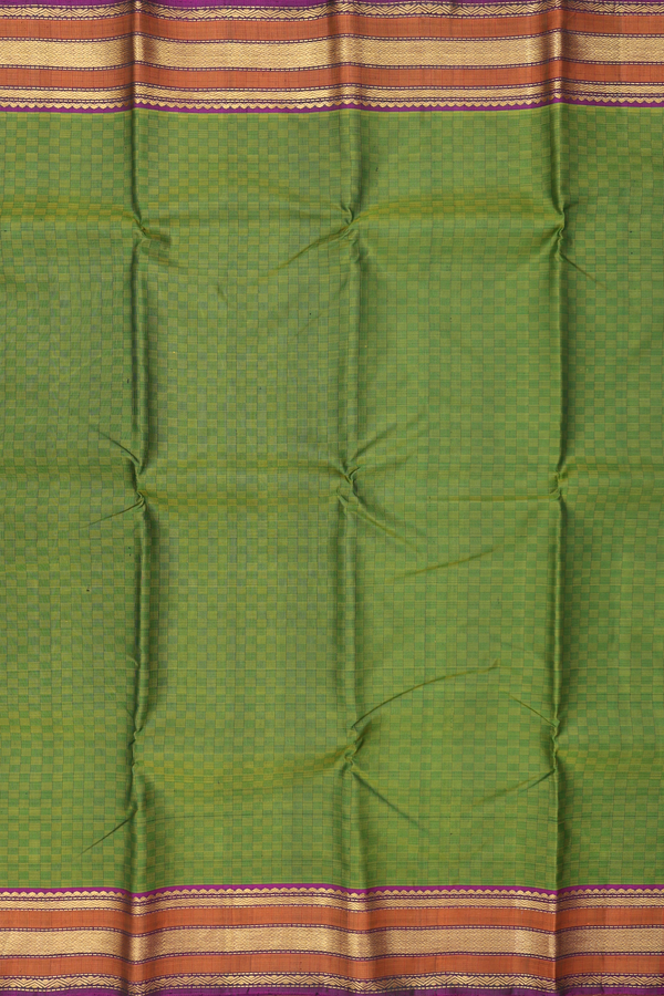 Kanchipuram Silk Saree In Green With Paai Madippu Kattam Design