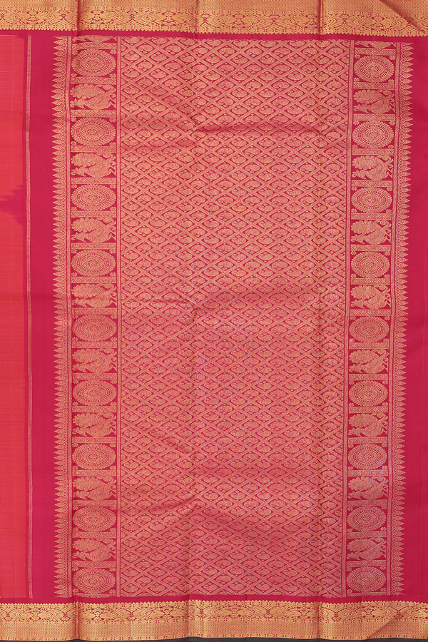 Kanchipuram Silk Saree In Pink With Floral Buttas