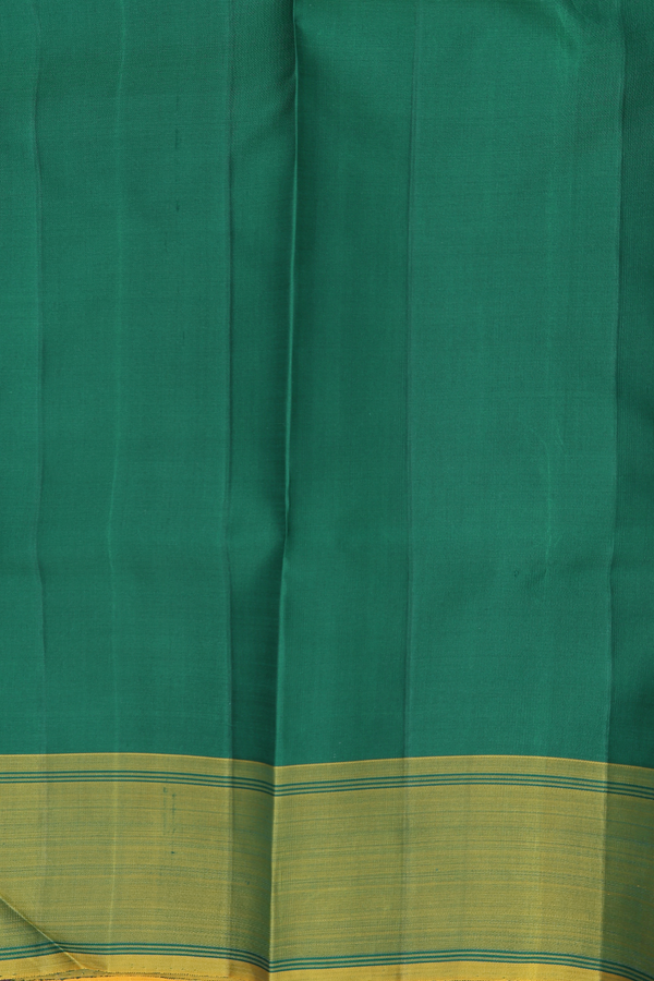 Kanchipuram Silk Saree In Scarlet Red With Ganga Jamuna Border