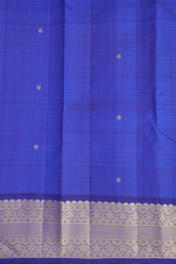 Kanchipuram Silk Saree In Pastel Grey With Checks Design