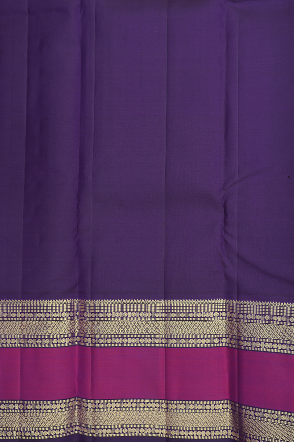 Kanchipuram Silk Saree In Light Purple With Paisley Buttas