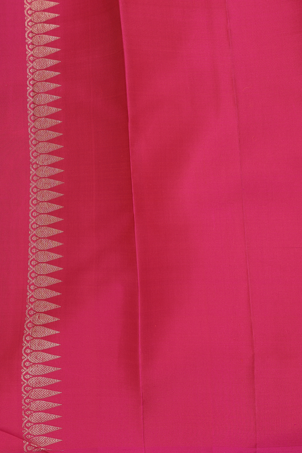Kanchipuram Silk Saree In Off White With Jacquard Pattern