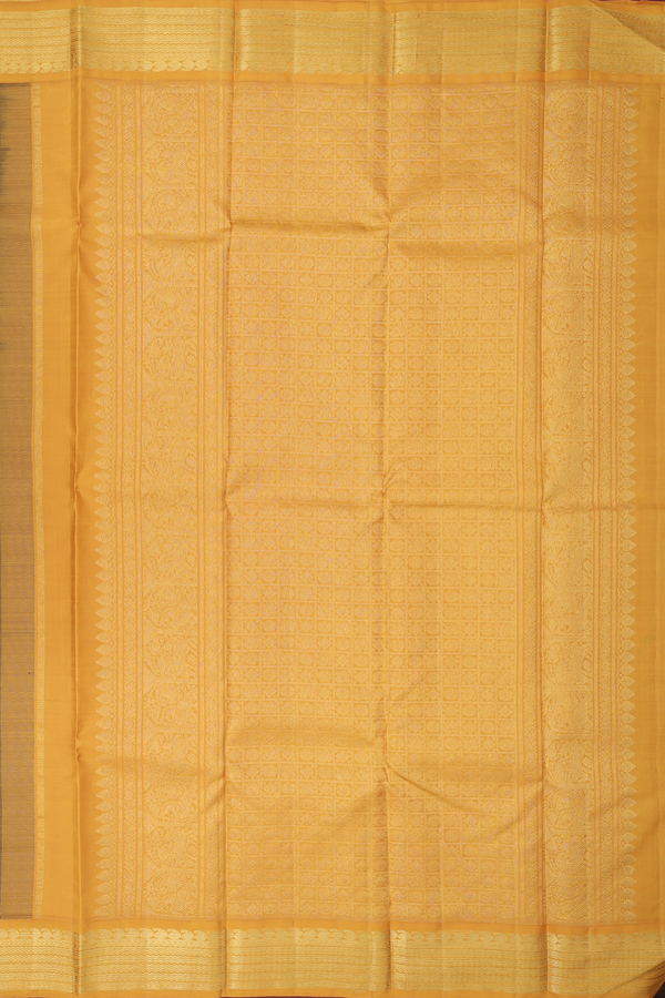 Kanchipuram Silk Saree In Black With Circle Buttas