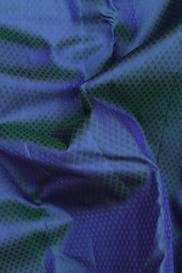 Kanchipuram Silk Saree In Royal Blue With Jacquard Design