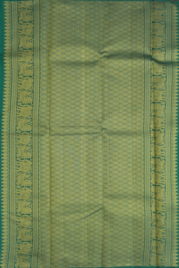 Kanchipuram Silk Saree In Magenta With Zari Motifs