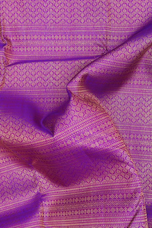 Kanchipuram Silk Saree In Purple With Brocade Design