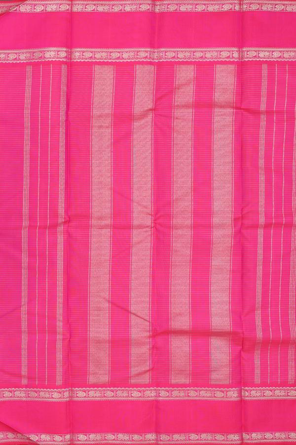Kanchipuram Silk Saree In Purple With Checks Design