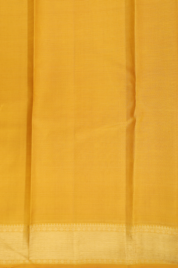 Kanchipuram Silk Saree In Yellow Along Checks With Buttas