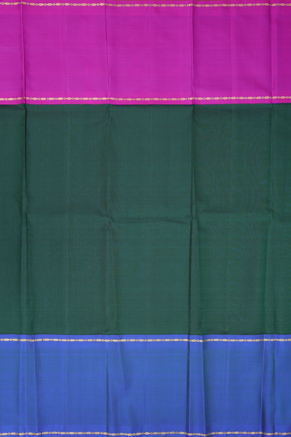 Kanchipuram Silk Saree In Black With Ganga Jamuna Border