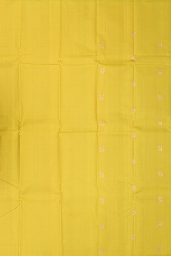 Kanchipuram Silk Saree In Yellow With Chakram Buttas