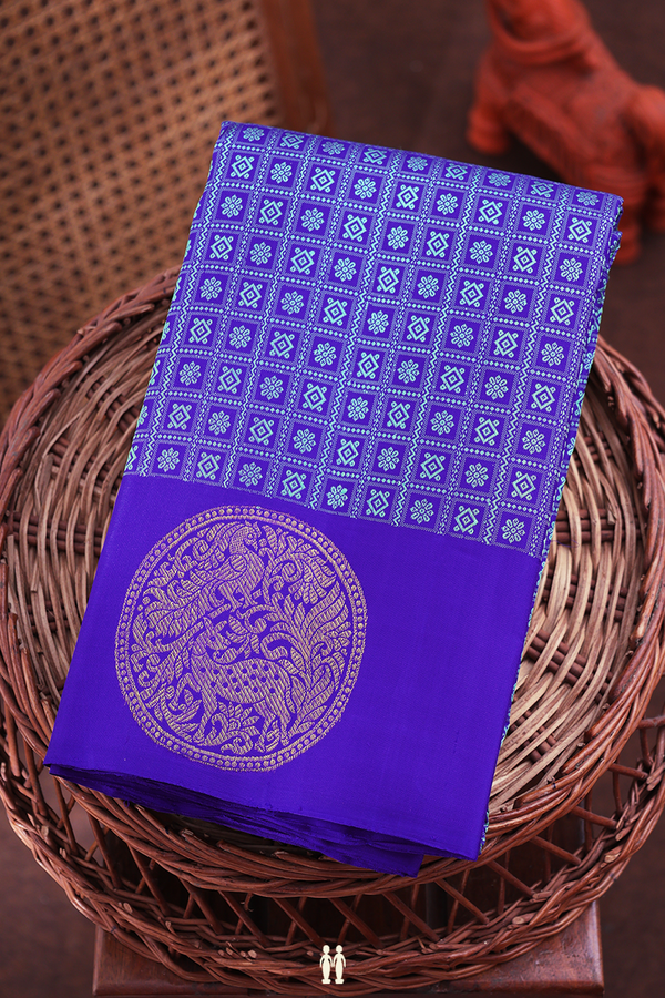 Kanchipuram Silk Saree In Royal Blue With Jacquard Pattern