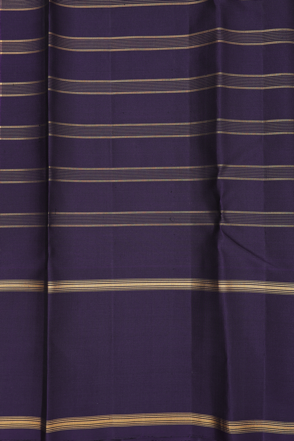 Kanchipuram Silk Saree In Pear Green With Checks Design