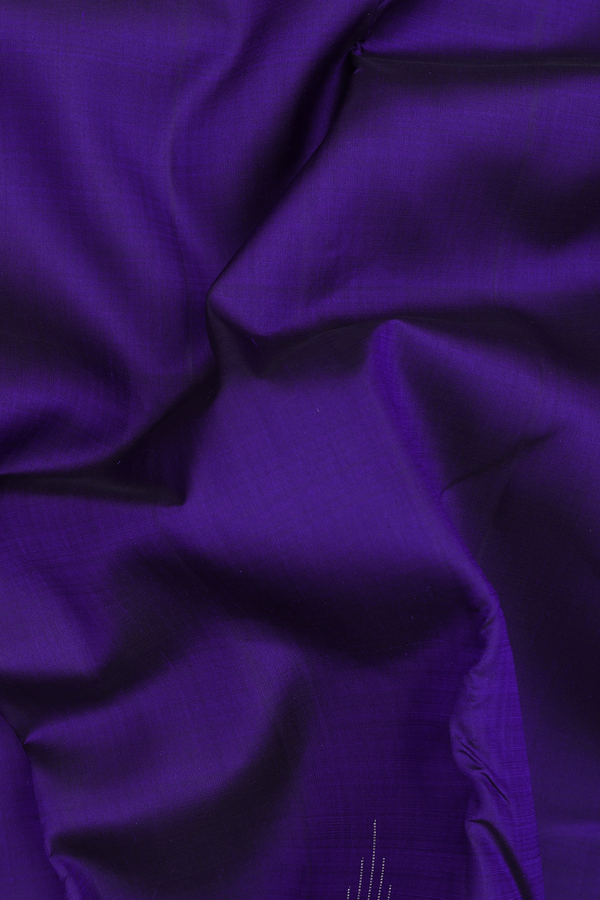 Kanchipuram Silk Saree In Royal Blue With Zari Border
