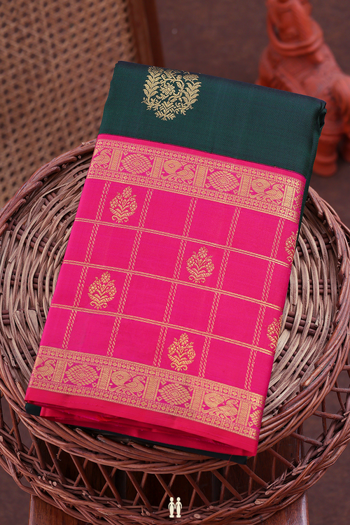 Kanchipuram Silk Saree In Forest Green With Paisley Design