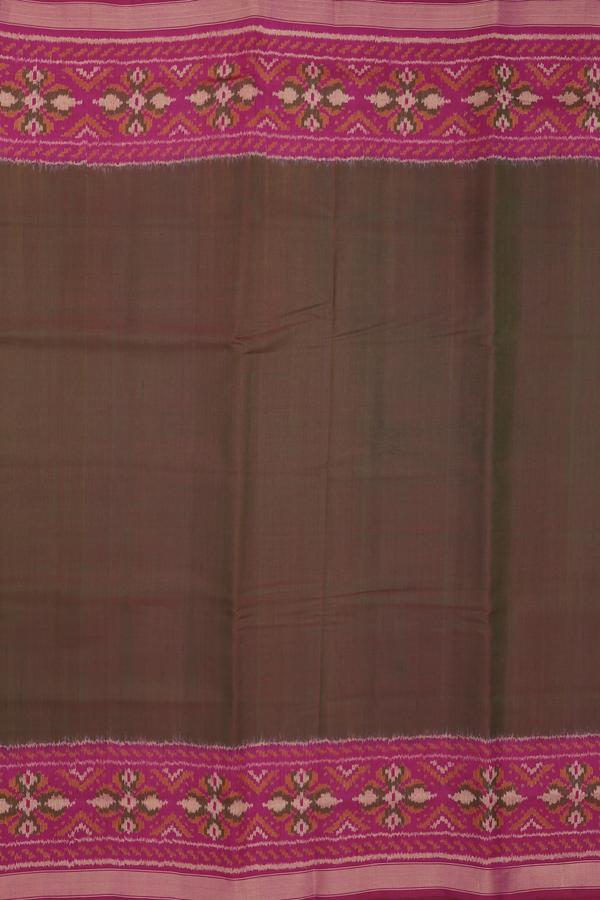 Patola Silk Saree In Manthulir With Contrast Border
