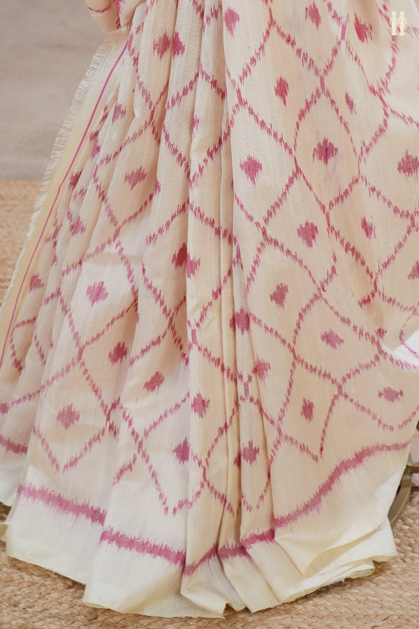 Patola Silk Saree In Off White With Ogee Design
