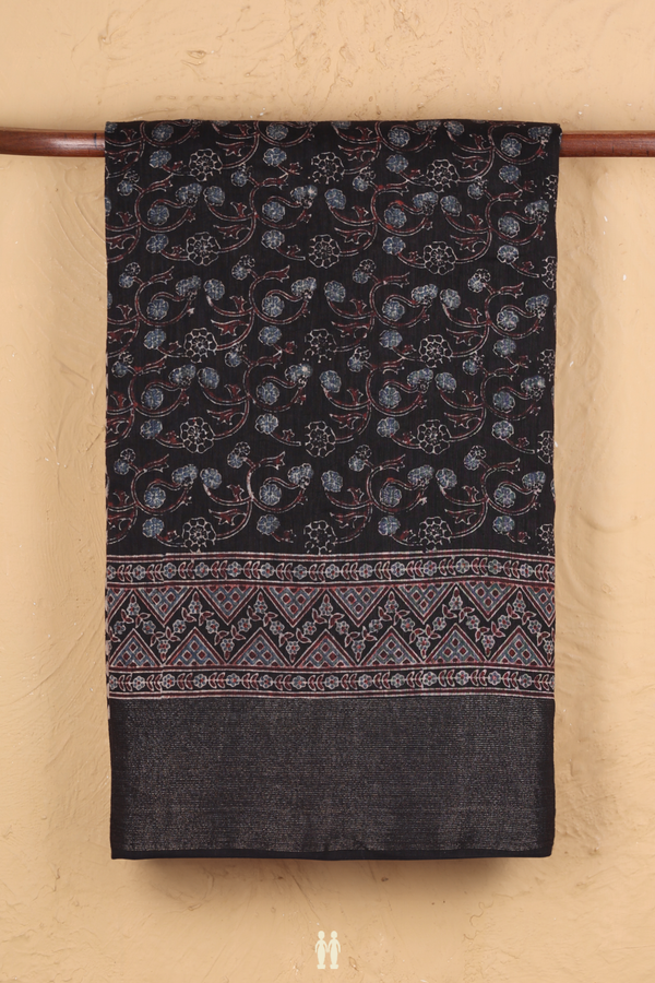 Linen Saree With Black With Floral Printed Design