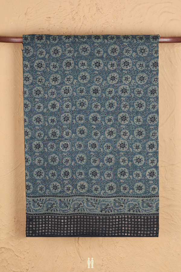 Bailu Silk Saree In Dusty Blue With Floral Design