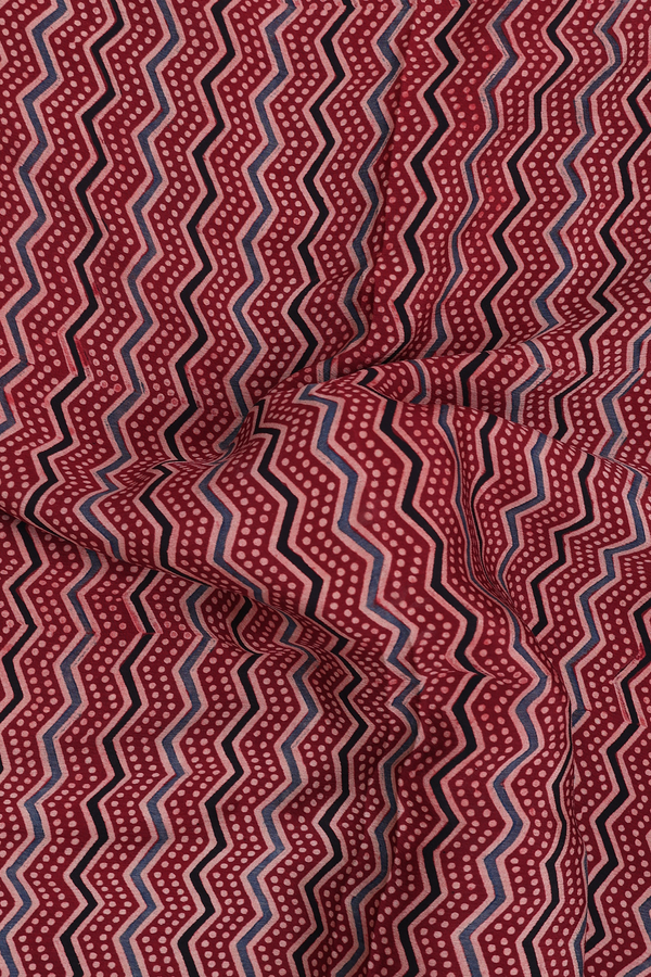Georgette Saree In Red With Chevron Design