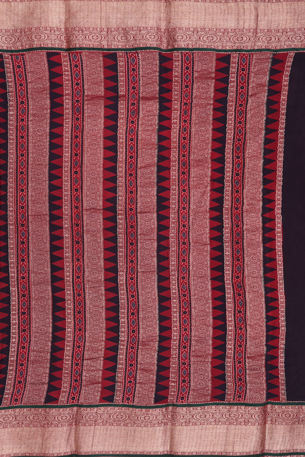 Georgette Saree In Brick Red With Floral Buttas