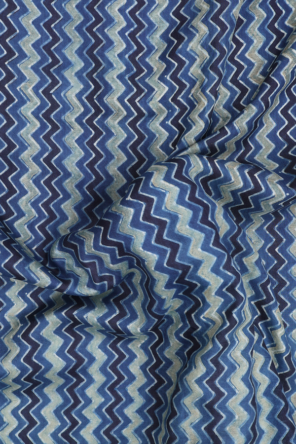Georgette Saree In Blue And Green With Chevron Design