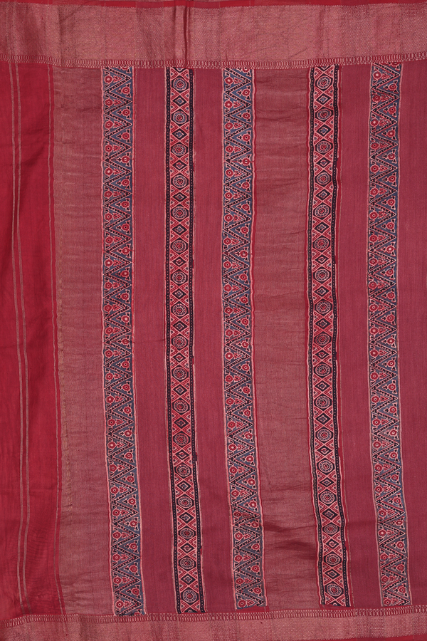 Georgette Saree In Multicolor With Chevron Design