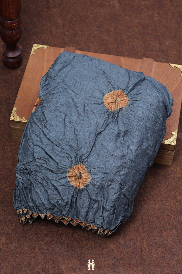 Bandhani Silk Saree In Grey With Tie And Dye Design